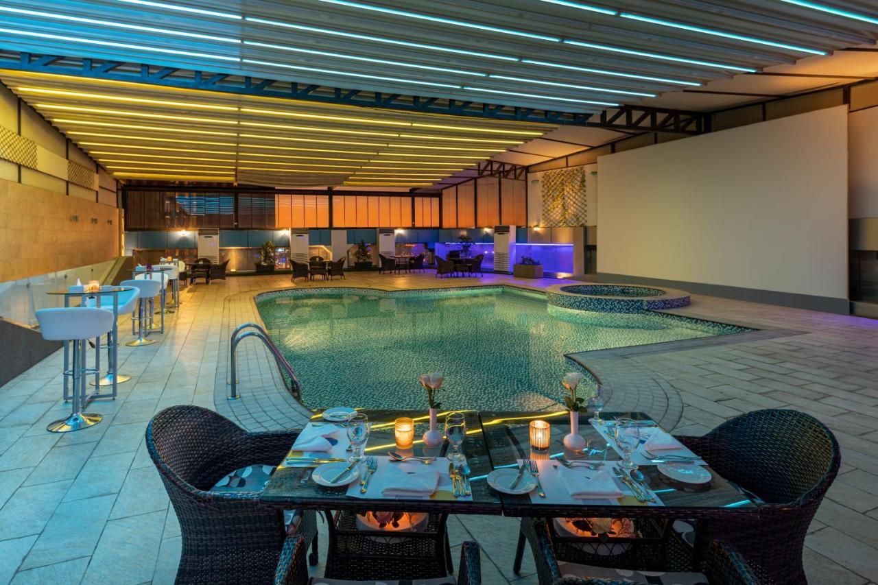 Novotel Jeddah Tahlia Экстерьер фото